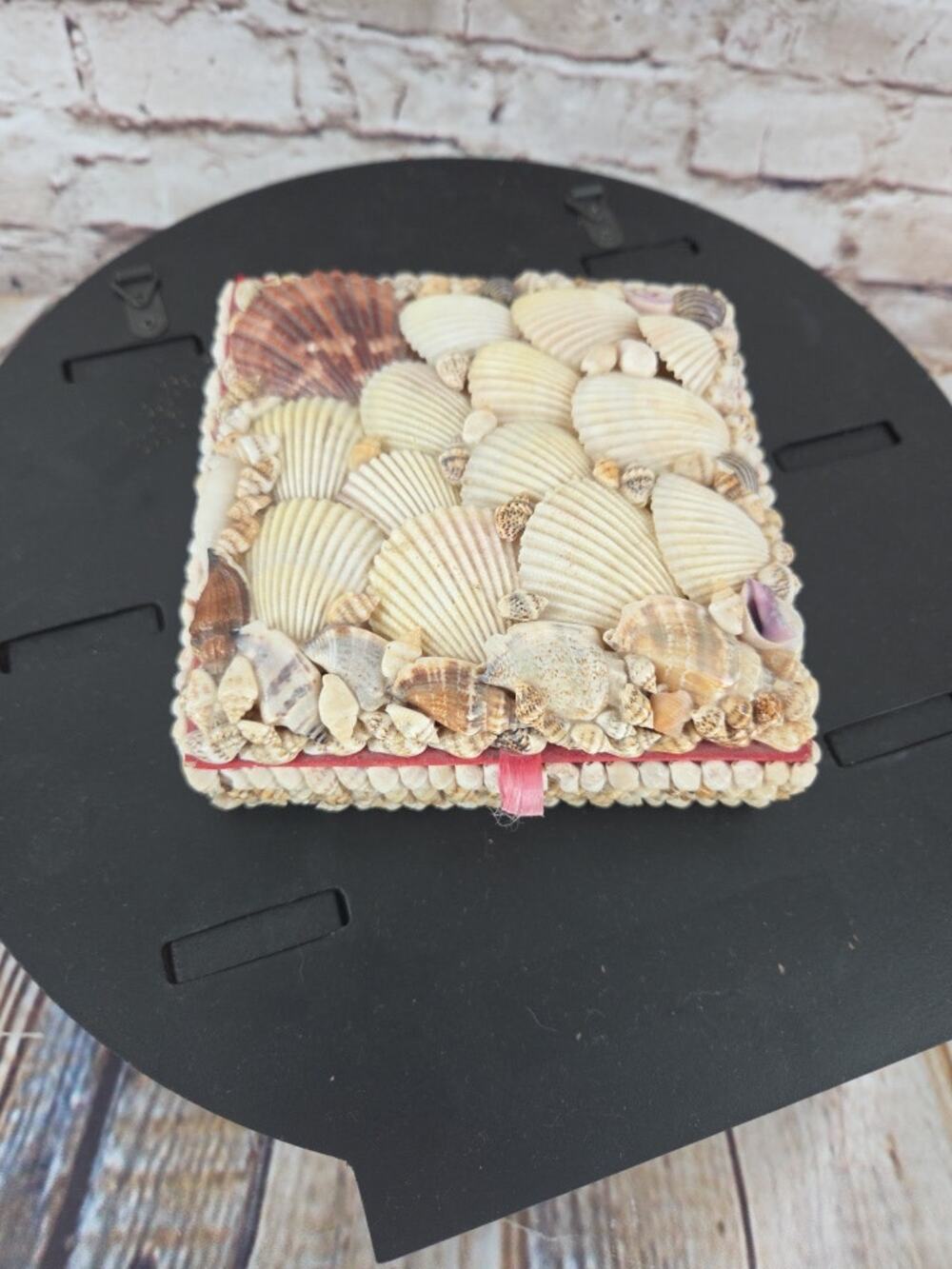 Vintgage Seashell Covered Lidded Trinket Box Jewelry Red Lining 6 X 6 X 2